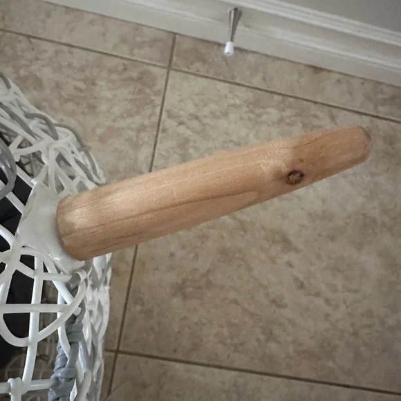 Pet bed - cool design never used